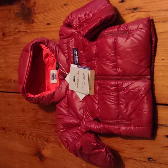Nwt Patagonia sz 3/6 months baby hi-loft down sweater hoody wax red